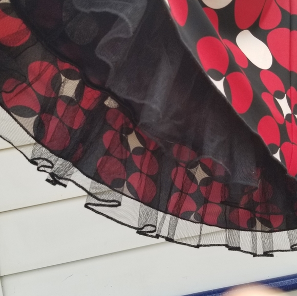 Fabulous bubble halter dress - Picture 4 of 6